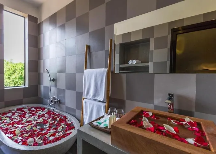 Palmery Boutique And 4* Siem Reap